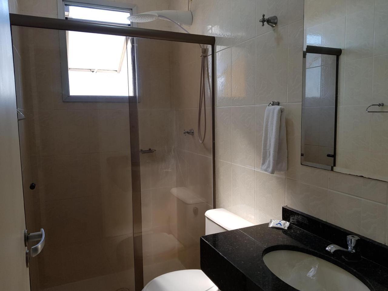 Astro Hotel Sao Jose dos Campos Phòng bức ảnh